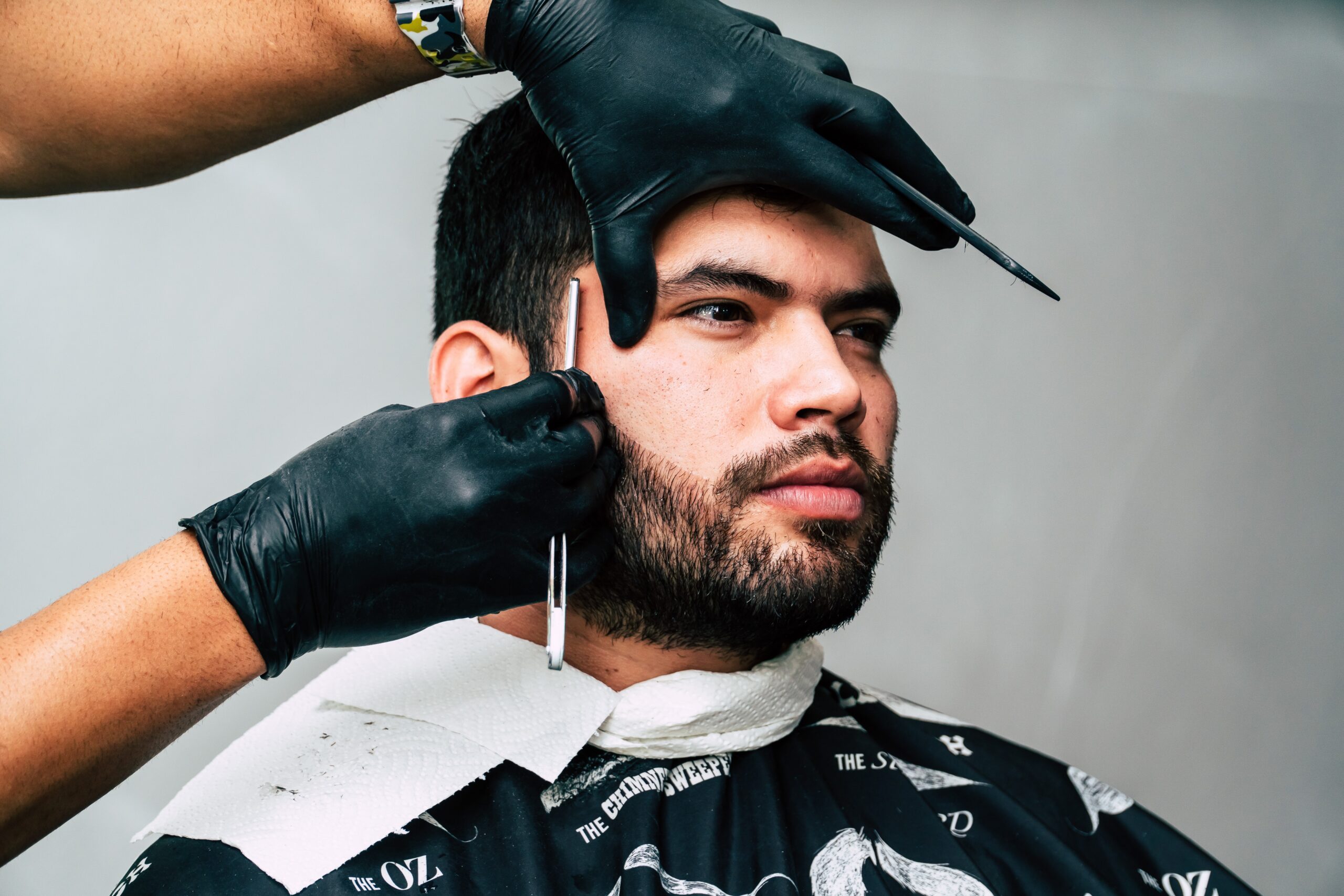 http://absolute-barbers.co.uk/wp-content/uploads/2021/06/pexels-mídia-897262-scaled.jpg